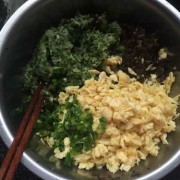 如何做黄瓜鸡蛋馅饺子窍门视频-如何做黄瓜鸡蛋馅饺子窍门