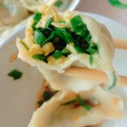 韭菜虾皮饺子的做法