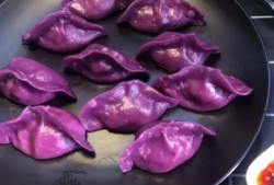 紫薯做水饺好吃吗_紫薯水饺怎么煮不变色