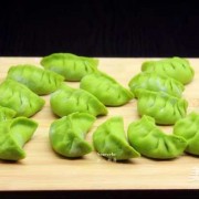 用菠菜怎样做成绿色的饺子馅 用菠菜怎样做成绿色的饺子
