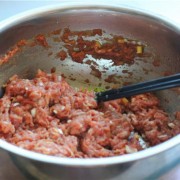 驴肉和猪肉馅饺子怎么做好吃 驴肉和猪肉怎样调馅包饺子