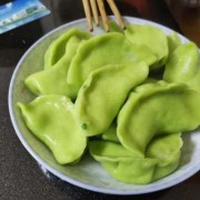绿色的饺子怎么做好吃（绿色的饺子叫什么名）
