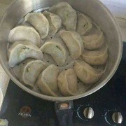  韩式土豆粉饺子的做法「土豆粉水饺的做法」