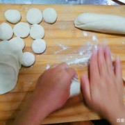用饺子皮做面食 怎么用饺子皮做面条