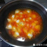  西红柿酸辣水饺的做法大全「西红柿酸辣汤的家常做法窍门」