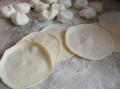 自制水饺皮怎么做 自制水饺皮的做法视频