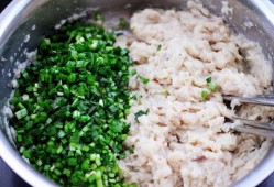 茴香鲅鱼水饺的做法,鲅鱼香菜水饺的做法 