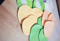 彩色水饺皮制作过程西安李姐