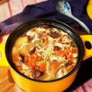 鸡脯肉蘑菇汤