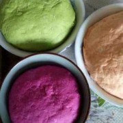 如何做彩色的饺子皮_彩色饺子皮制作过程