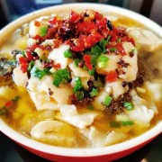 龙利鱼酸菜馅饺子的做法（龙利鱼和酸菜怎么做）