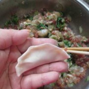 制作鲜虾饺子的方法 制作鲜虾饺子