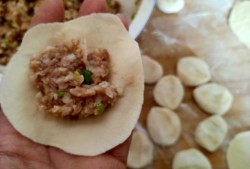 藕猪肉水饺的做法视频
