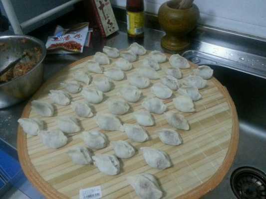 包羊肉饺子全程视频-陕北包羊肉饺子做法  第1张