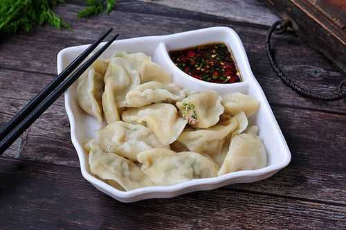 草头鲜肉水饺_草头干饺  第2张