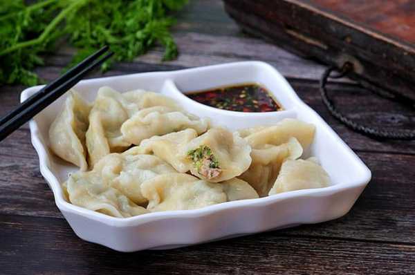 草头鲜肉水饺_草头干饺  第3张