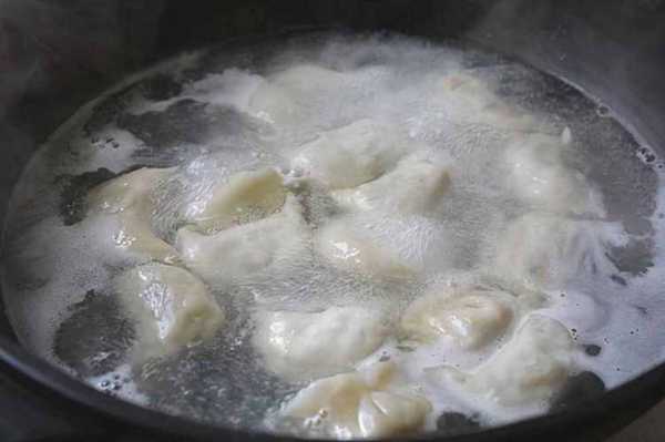 煎冻饺子粘锅底_冷冻饺子粘锅底  第2张