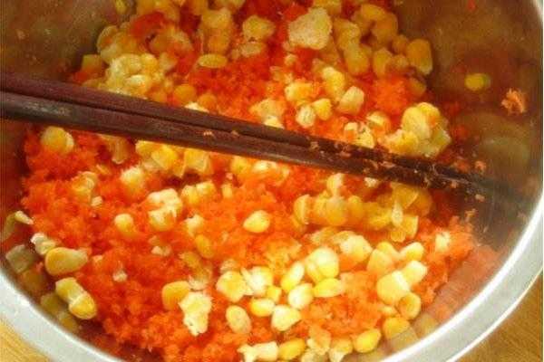  玉米渣包水饺需要泡「玉米包水饺需要剁碎吗」 第1张