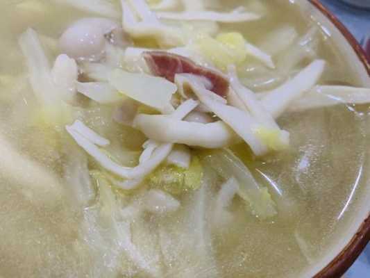 海鲜菇白菜水饺怎么做,海鲜菇白菜汤的做法窍门  第3张