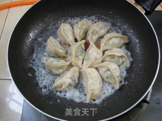 冷冻饺子能煎着吃吗怎么做 冷冻饺子能煎着吃吗  第2张