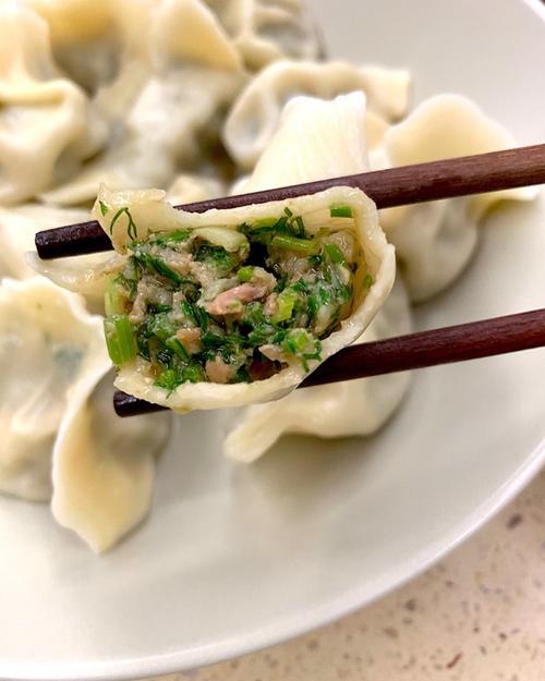 茴香鸡蛋饺子馅的做法菜谱香哈网窍门-茴香鸡蛋饺子馅出汤  第2张